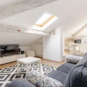  Appartamento The White Attic Italia